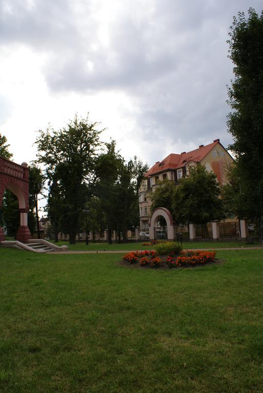 Villa Bergera Dzierzoniow Exterior photo